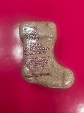 Pacha Limited Edition Spiced Pomegranate Froth Bomb w/Soothing Pomegranate Oil